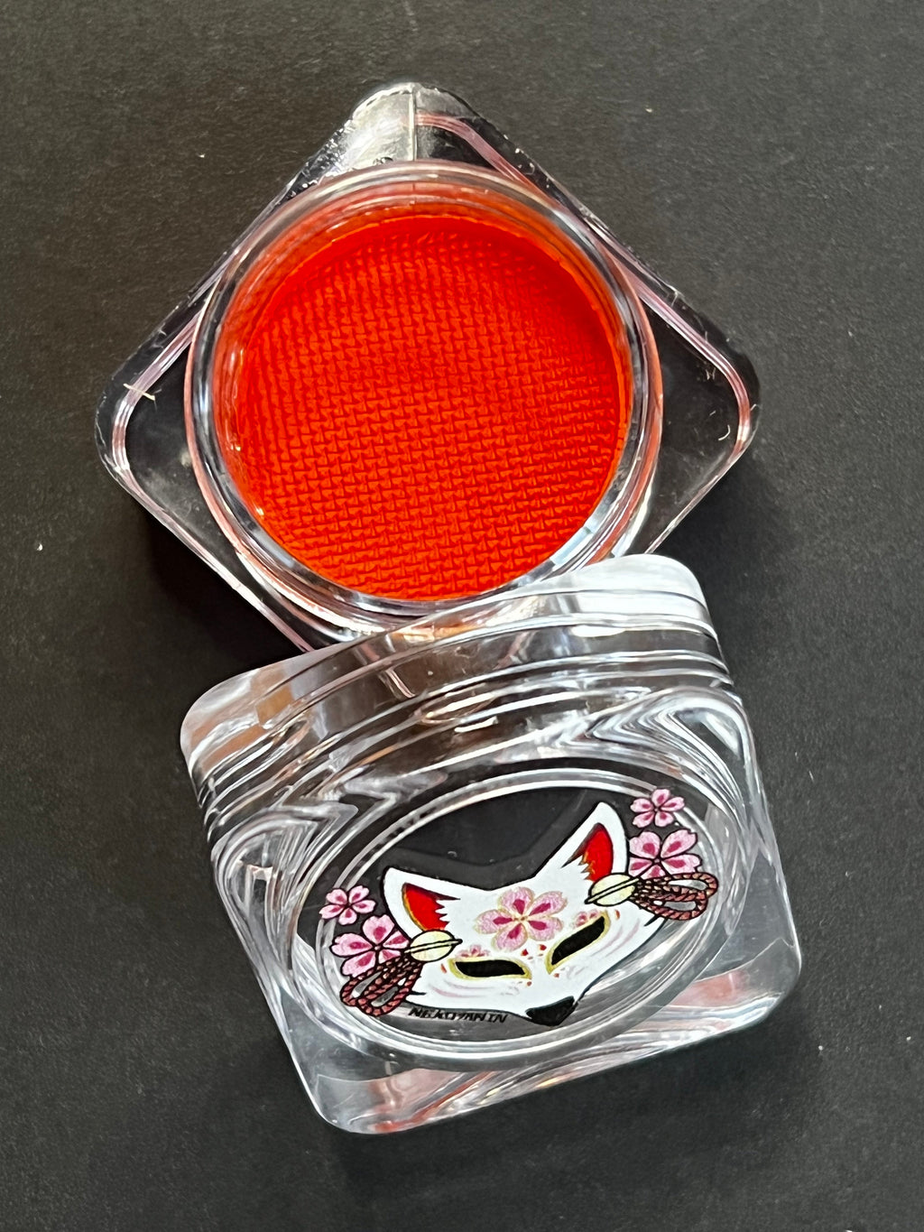 12 - Apricot (Orange) Water Activated Graphic Liner