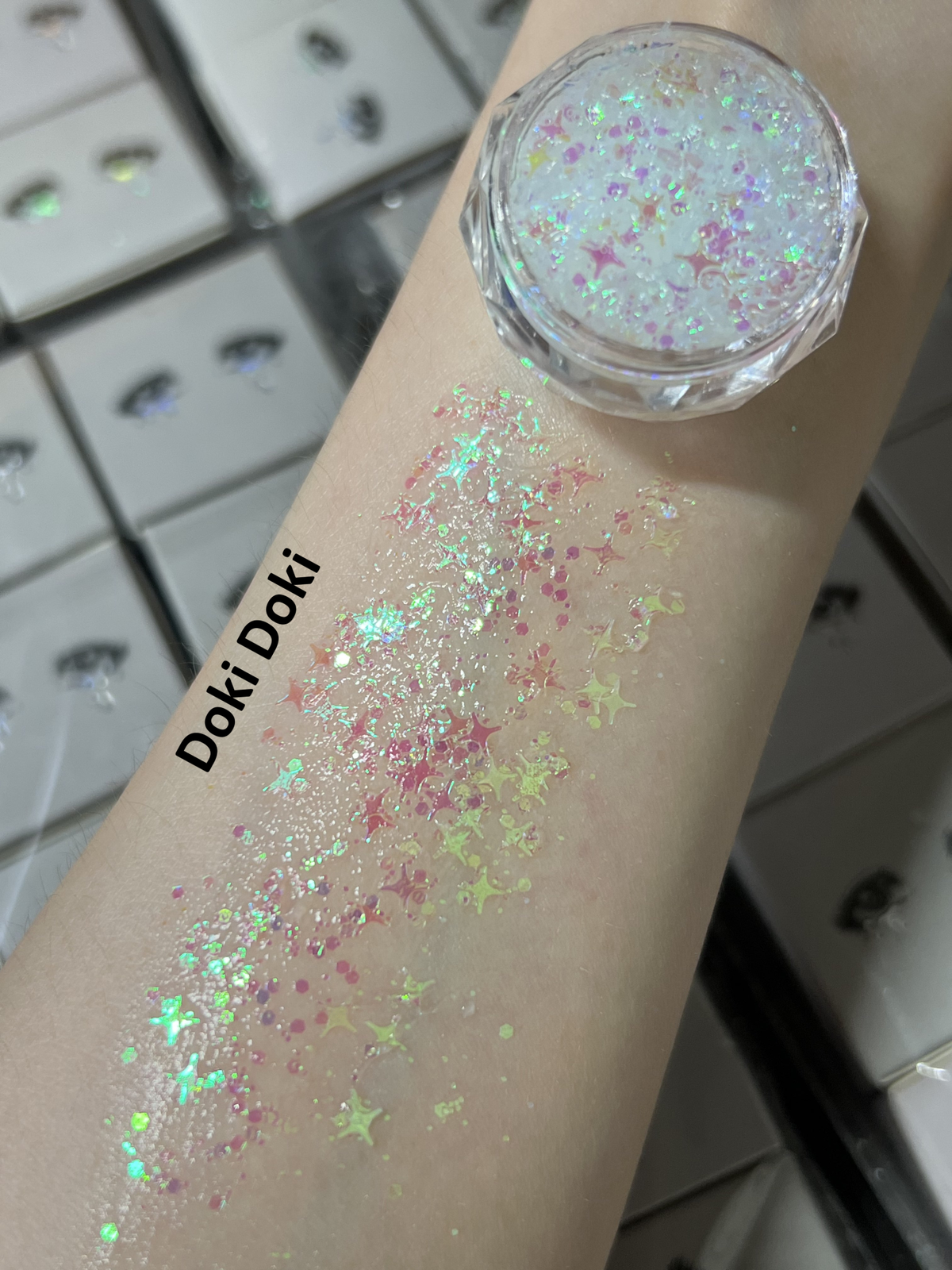 Gel Glitter Tears